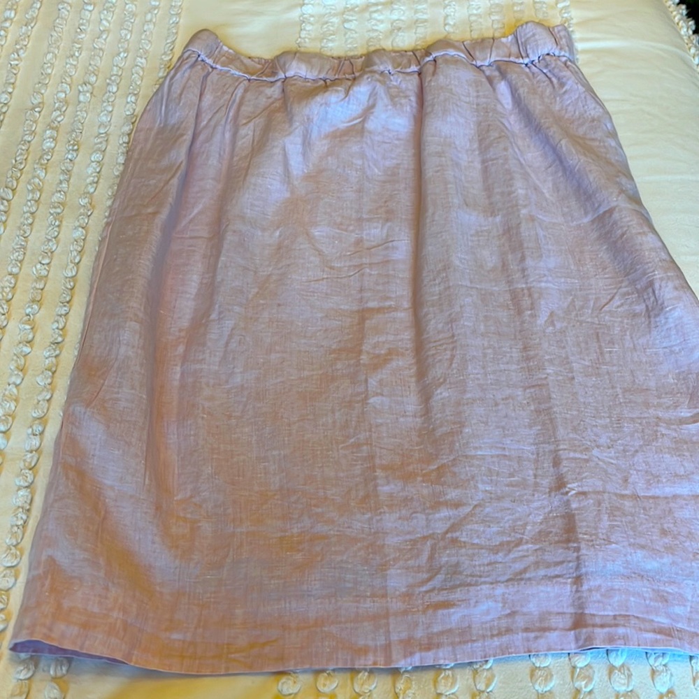 J Crew Skirt. XXL. NWT 100 % Linen. Lavender color. Elastic band. Fully lined.